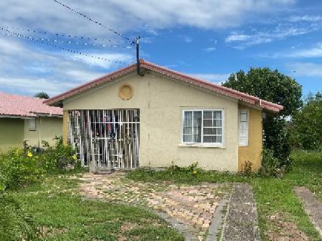 House For Sale in Old Harbour, St. Catherine Jamaica | [10]