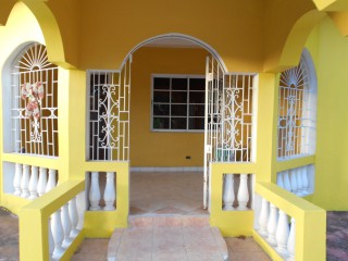 House For Sale in Toll Gate, Clarendon Jamaica | [13]