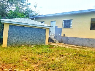 4 bed House For Sale in Bull Savannah, St. Elizabeth, Jamaica