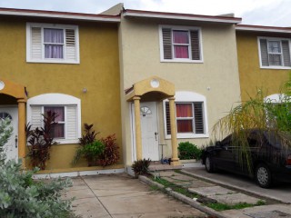 Townhouse For Sale in Union Estate, St. Catherine Jamaica | [10]