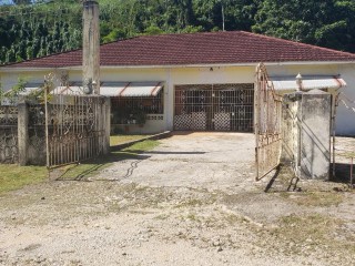 House For Sale in Spalding, Manchester Jamaica | [8]