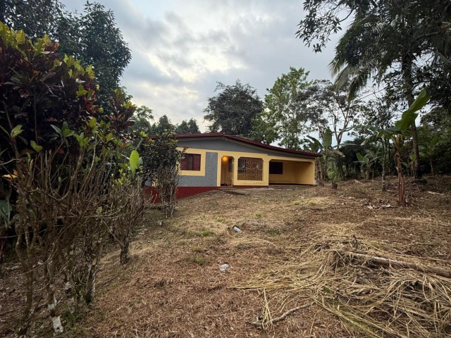 3 bed House For Sale - James Hill, Clarendon, Jamaica