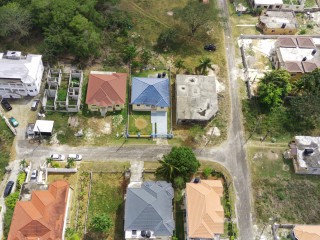 3 bed House For Sale in Santa Cruz, St. Elizabeth, Jamaica