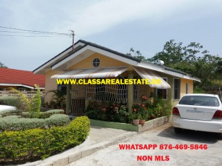 FALMOUTH, Trelawny, Jamaica - House for Sale