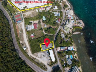 Commercial building For Rent in Runaway Bay, St. Ann Jamaica | [2]