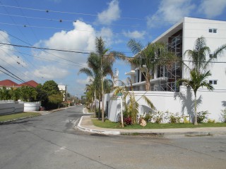Apartment For Sale in Kingston 6, Kingston / St. Andrew Jamaica | [13]