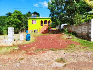 2 bed House For Sale in Kitson Town, St. Catherine, Jamaica