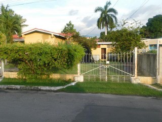 Commercial building For Sale in Windsor Avenue, Kingston / St. Andrew Jamaica | [3]