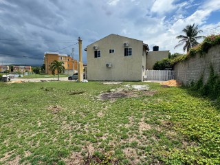 Townhouse For Rent in Unions Estate Twickenham Park Spannish Town, St. Catherine Jamaica | [2]
