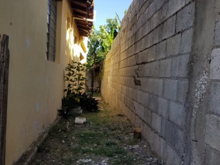 House For Sale in Hellshire, St. Catherine Jamaica | [9]