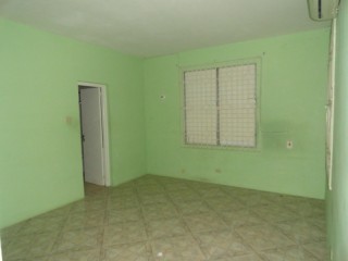 Apartment For Rent in leaders ave, St. James Jamaica | [3]