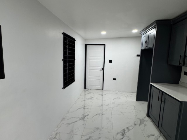 House For Rent in Hughenden, Kingston / St. Andrew Jamaica | [4]