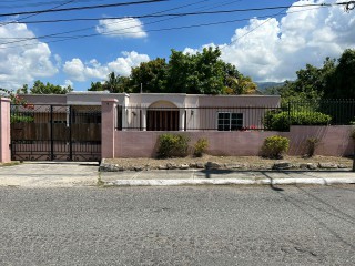 House For Sale in Liguanea, Kingston / St. Andrew Jamaica | [12]