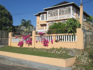 4 bed House For Sale in Santa Cruz, St. Elizabeth, Jamaica