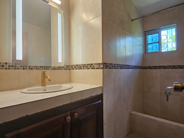 House For Sale in Royal Flat, Manchester Jamaica | [5]