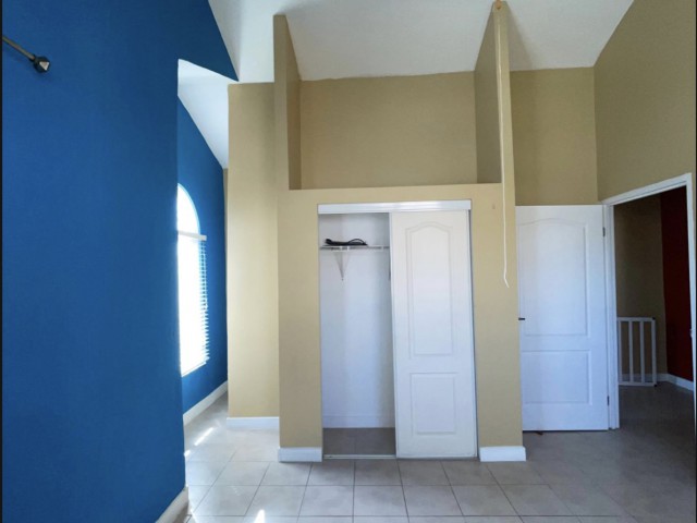 Townhouse For Rent in Caribbean Estate Greater Portmore, St. Catherine Jamaica | [7]