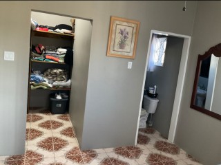 House For Rent in Mineral heights, Clarendon Jamaica | [2]