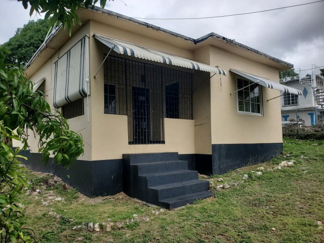 2 bed House For Sale - WHITE HORSES, St. Thomas, Jamaica