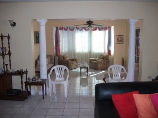 3 bed Townhouse For Sale in Kingston 8, Kingston / St. Andrew, Jamaica