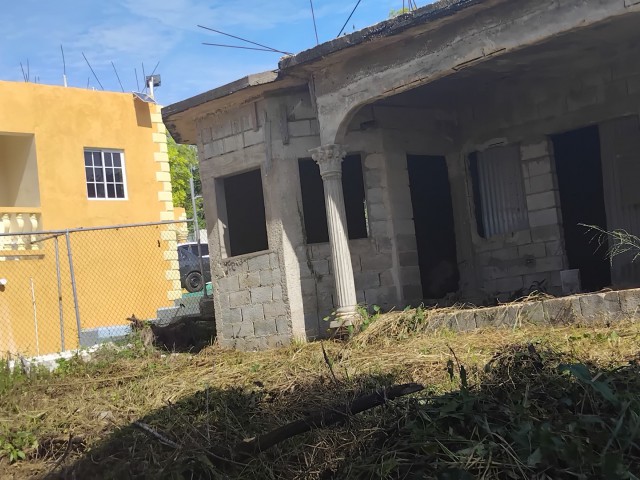 Residential lot For Sale in Gutters, Manchester Jamaica | [1]
