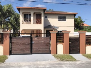 4 bed House For Sale - Tower Isle, St. Mary, Jamaica