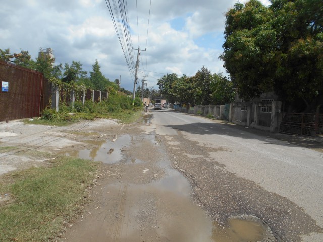 Commercial land For Sale in Spanish Town, St. Catherine Jamaica | [11]