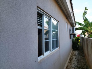3 bed House For Sale in Caribbean Estate, St. Catherine, Jamaica