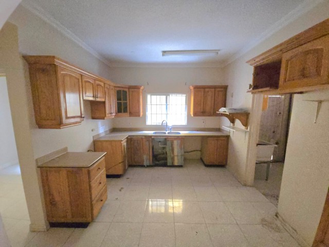 Townhouse For Sale in Toucan Manor Birdsucker, Kingston / St. Andrew Jamaica | [4]
