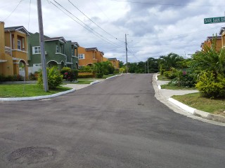 Townhouse For Rent in The Savannah at the Vistas  Runaway Bay, St. Ann Jamaica | [1]