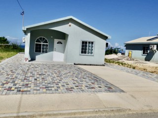 2 bed House For Rent in Camelot Village, St. Ann, Jamaica