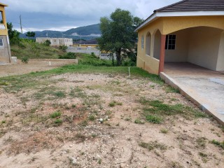 House For Sale in Bog Walk, St. Catherine Jamaica | [2]
