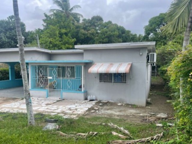 3 bed House For Sale - Spanish Town, St. Catherine, Jamaica