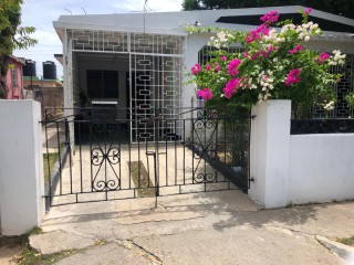 House For Sale in Independence City Greater Portmore, St. Catherine Jamaica | [1]