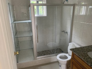 2 bed Apartment For Sale – Mona, Kingston / St. Andrew, Jamaica