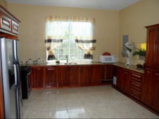 House For Sale in IRONSHORE, St. James Jamaica | [5]