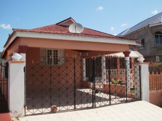 House For Sale in Old Harbour Glades, St. Catherine Jamaica | [1]