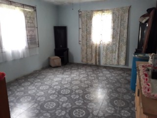 House For Sale in PORTO BELLO, St. James Jamaica | [6]