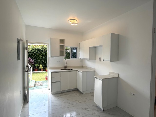 1 bed Apartment For Sale - Holborn Rd, Kingston / St. Andrew, Jamaica