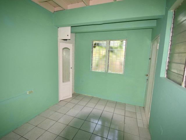 House For Sale in HAVENDALE, St. Catherine Jamaica | [12]