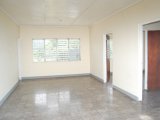 House For Rent in Perth Road Mandeville, Manchester Jamaica | [10]