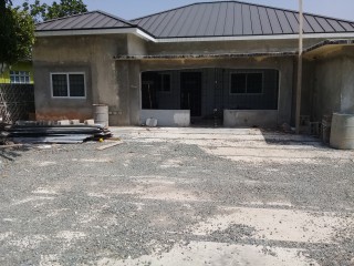 House For Sale in Three Views, Kingston / St. Andrew Jamaica | [13]