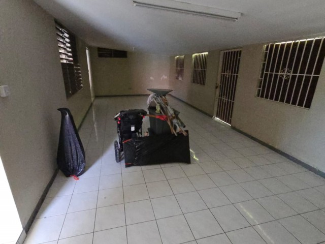 House For Sale in Graham Heights Birdsucker, Kingston / St. Andrew Jamaica | [6]