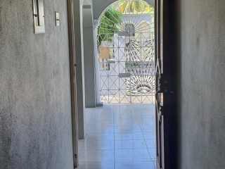 House For Rent in Mineral Heights, Clarendon Jamaica | [11]