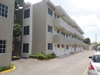 Apartment For Sale in Molynes Rd, Kingston / St. Andrew Jamaica | [6]