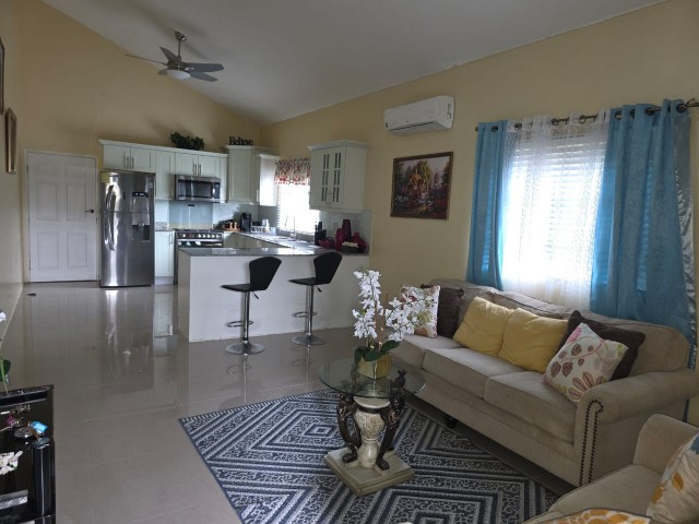 House For Rent in Caymanas Country Club Estate, St. Catherine Jamaica | [3]