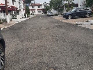 Townhouse For Rent in Waterloo Devon House, Kingston / St. Andrew Jamaica | [1]