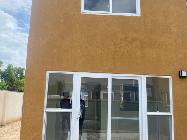 Townhouse For Rent in Portmore, St. Catherine Jamaica | [11]