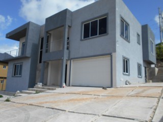 House For Sale in Avondale Heights Mandeville, Manchester Jamaica | [3]