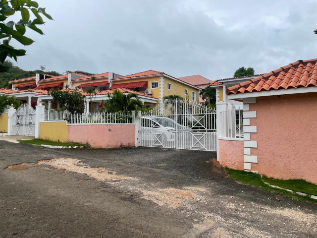 2 bed Apartment For Sale - RED HILLS, Kingston / St. Andrew, Jamaica