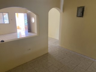 Flat For Rent in Hellshire Heights, St. Catherine Jamaica | [7]